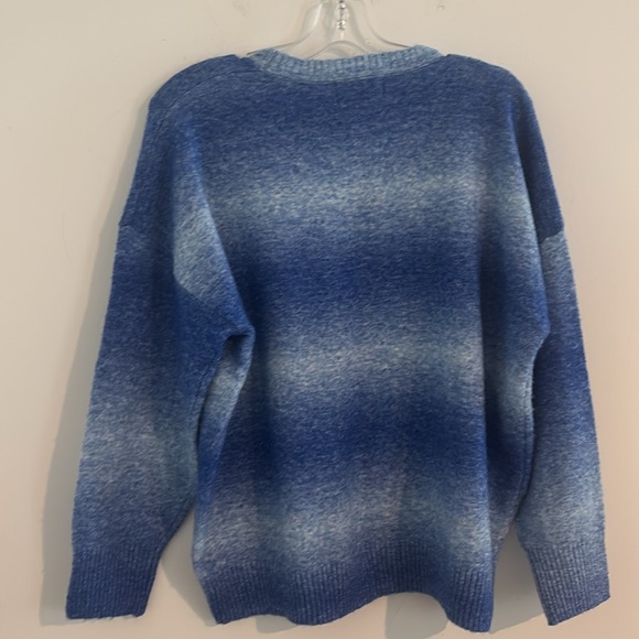Old Navy Women’s Size M Oversized Blue Ombre Sweater - Picture 6 of 6